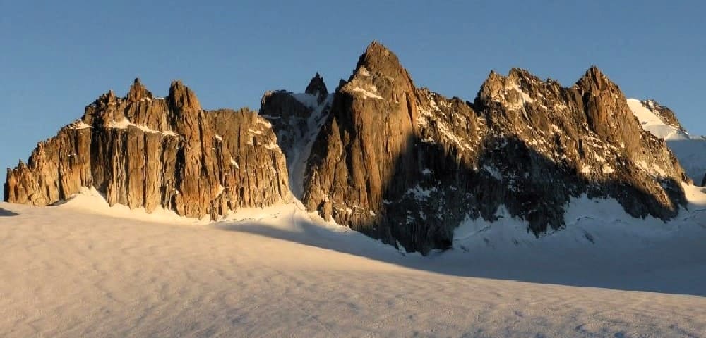 Rando glaciaire au Plateau du Trient dans le massif du Mont-Blanc avec un guide Plateau du Trient