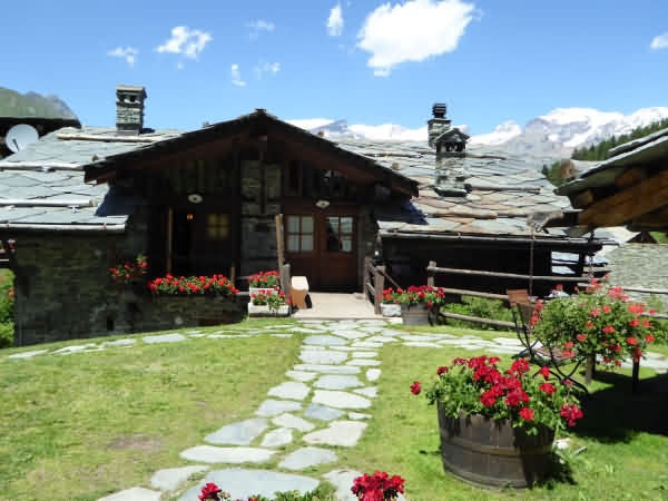 Wandern in Val d'Ayas - Champoluc - Aoatatal