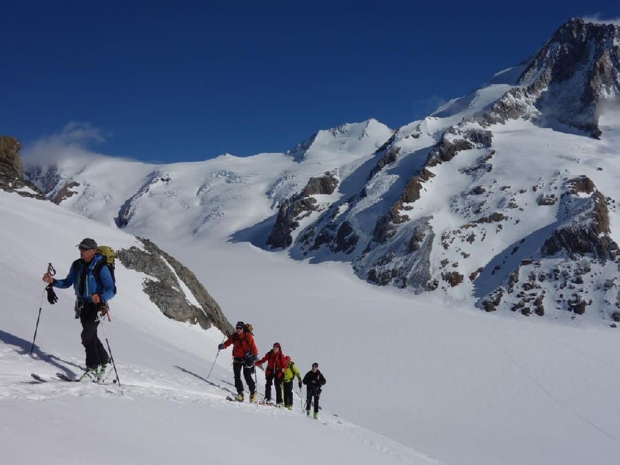 Guide raid ski Oberland