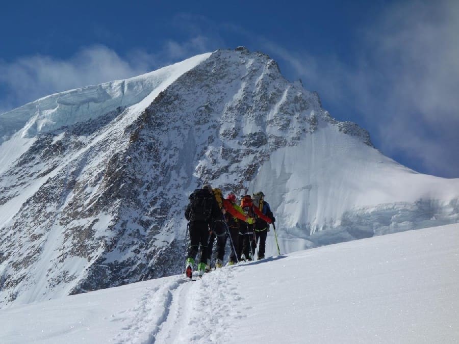 Guide raid ski Oberland