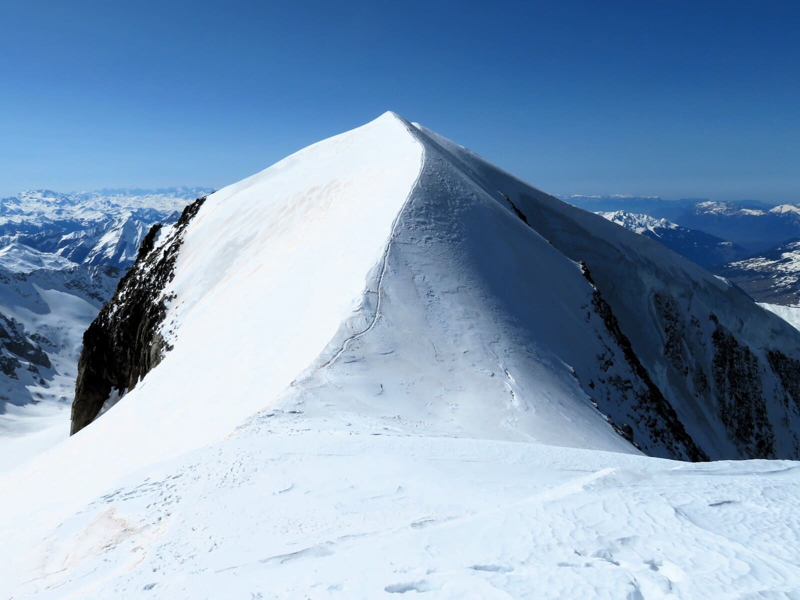 Guide raid ski domes miage contamines
