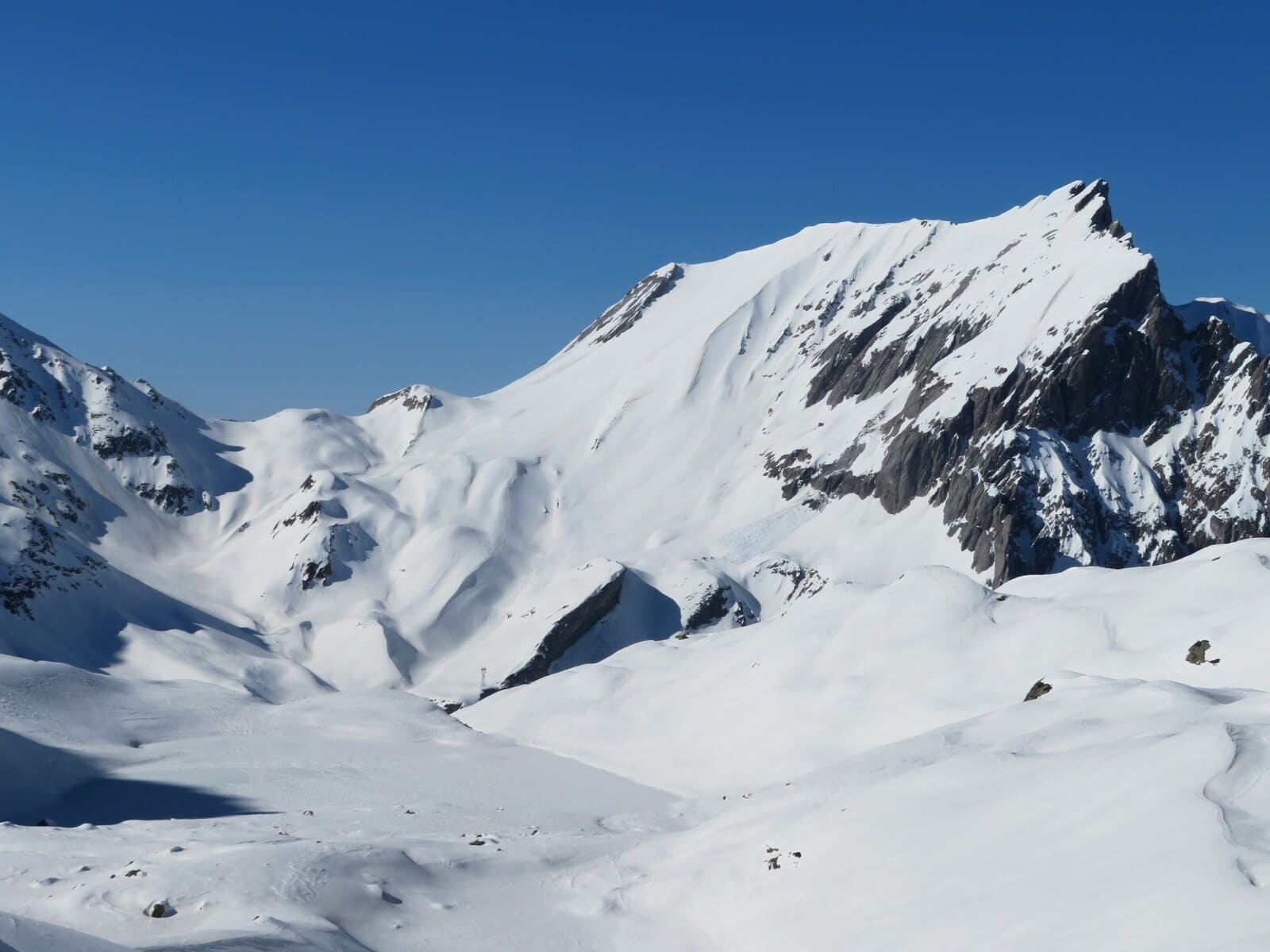 Guide raid ski domes miage contamines