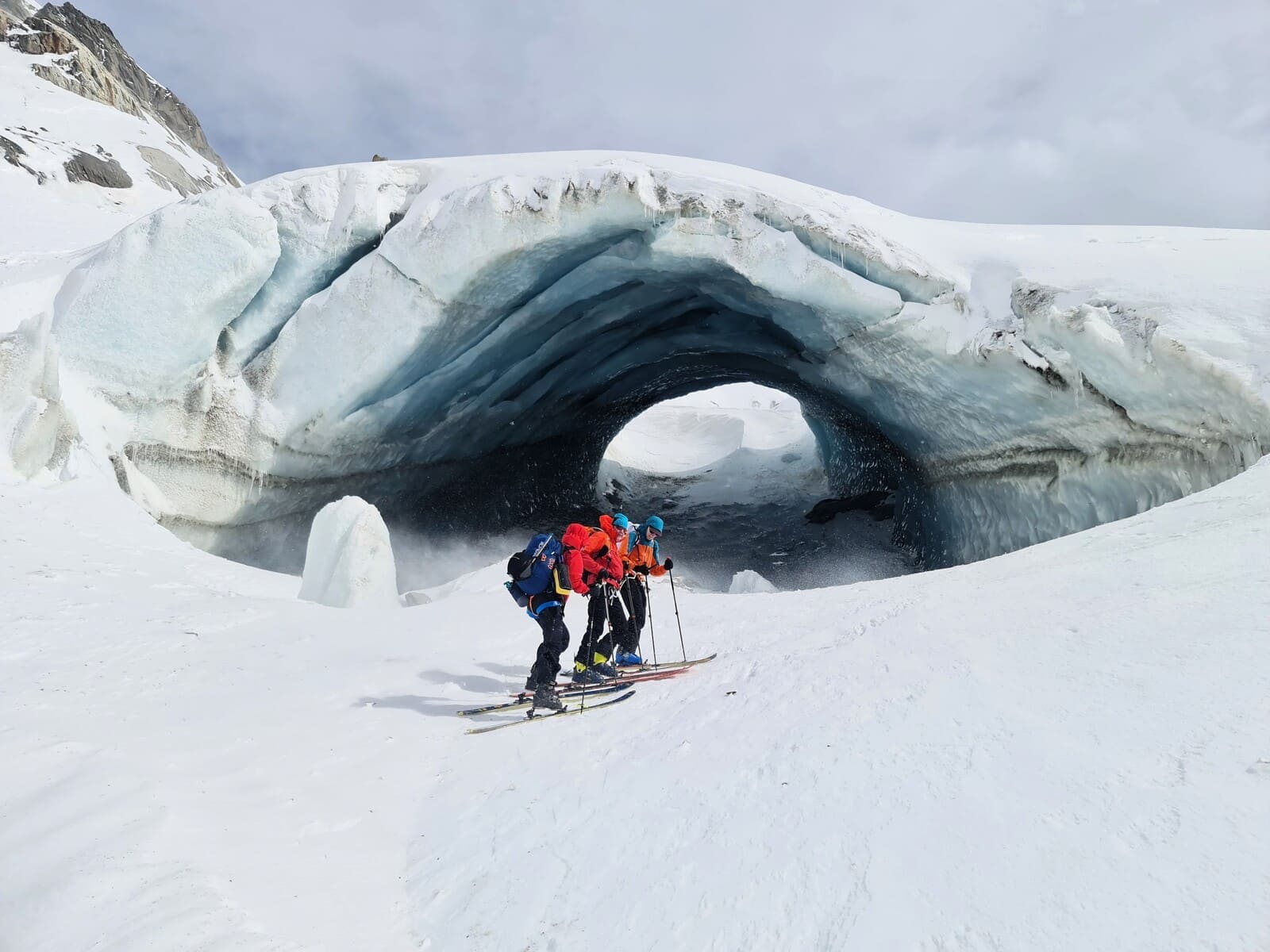 Guide raid ski domes miage contamines