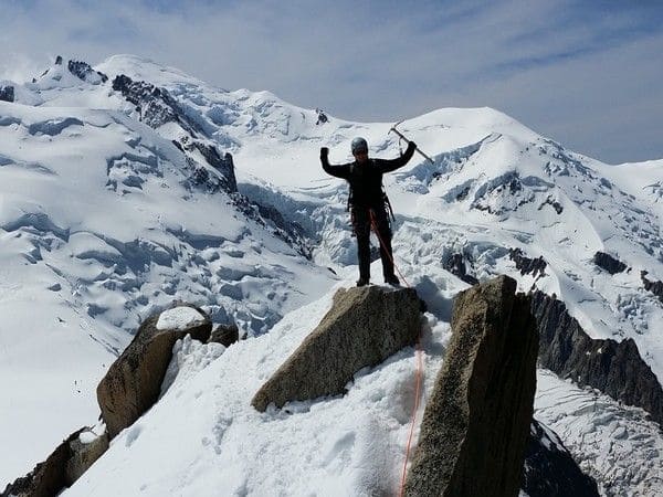 Arête des Cosmiques et Lachenal avec un guide