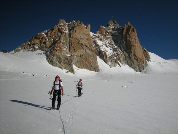 Arête des Cosmiques et Lachenal avec un guide