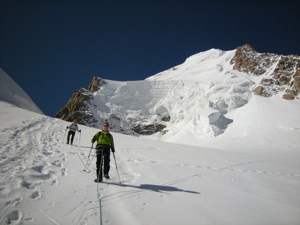 Arête des Cosmiques et Lachenal avec un guide