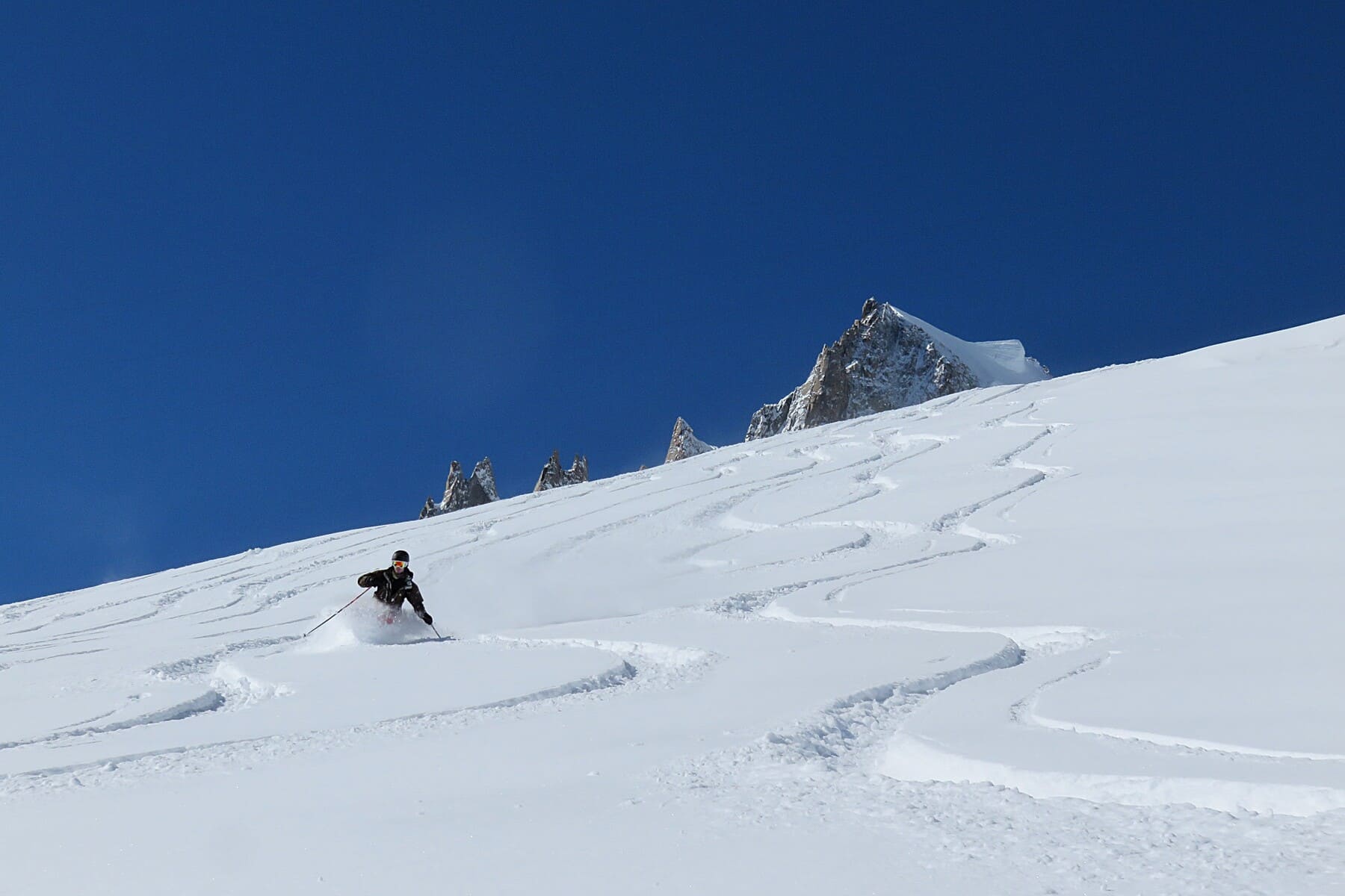 Descente Vallée Blanche à ski avec un guide