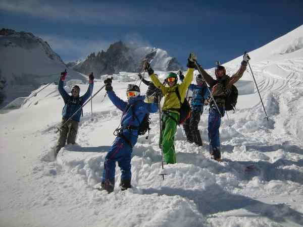 Descente Vallée Blanche à ski avec un guide