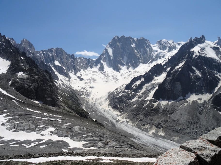 alpinisme refuge couvercle chamonix