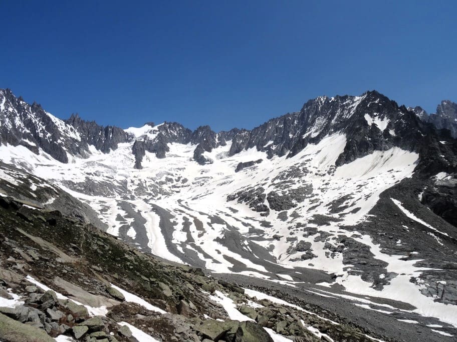 alpinisme refuge couvercle chamonix