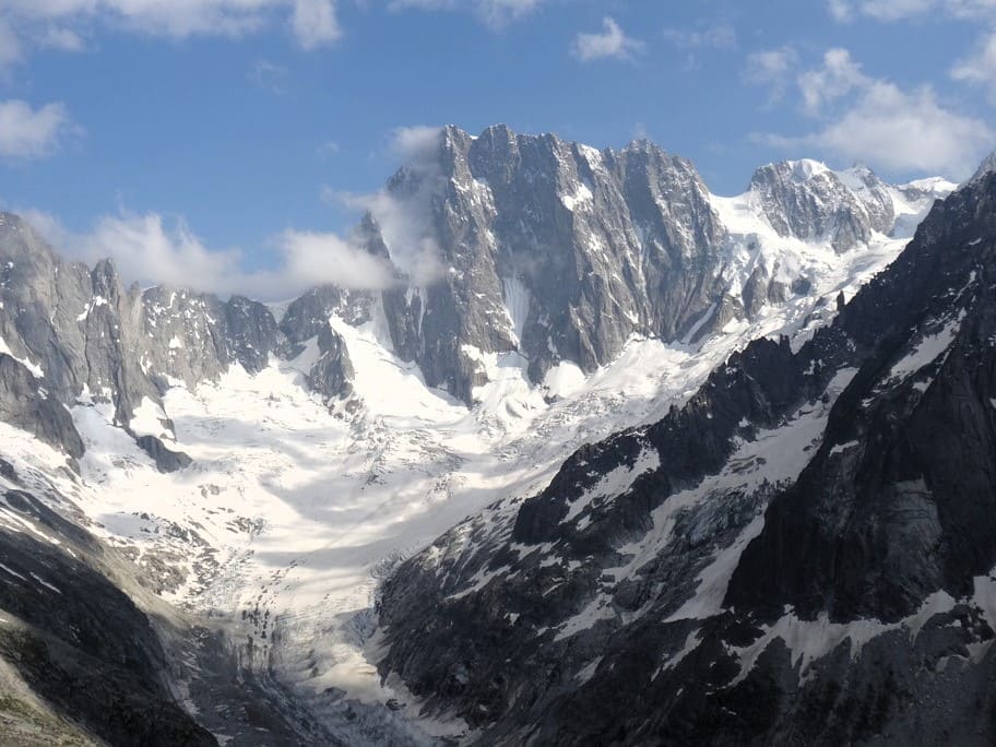 alpinisme refuge couvercle chamonix