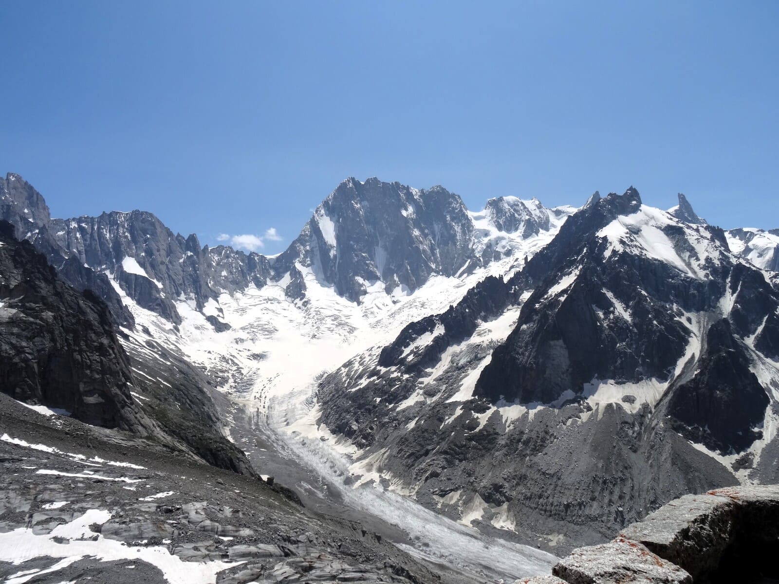 alpinisme refuge couvercle chamonix