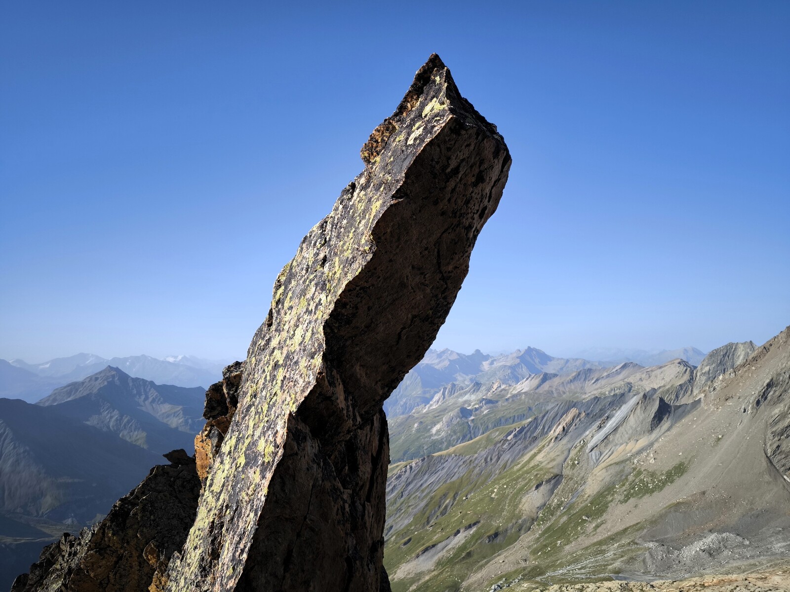 Pointe des Lanchettes depuis le refuge Robert blanc