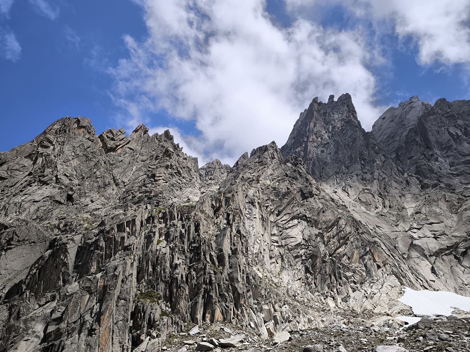 Guide escalade granit Chamonix