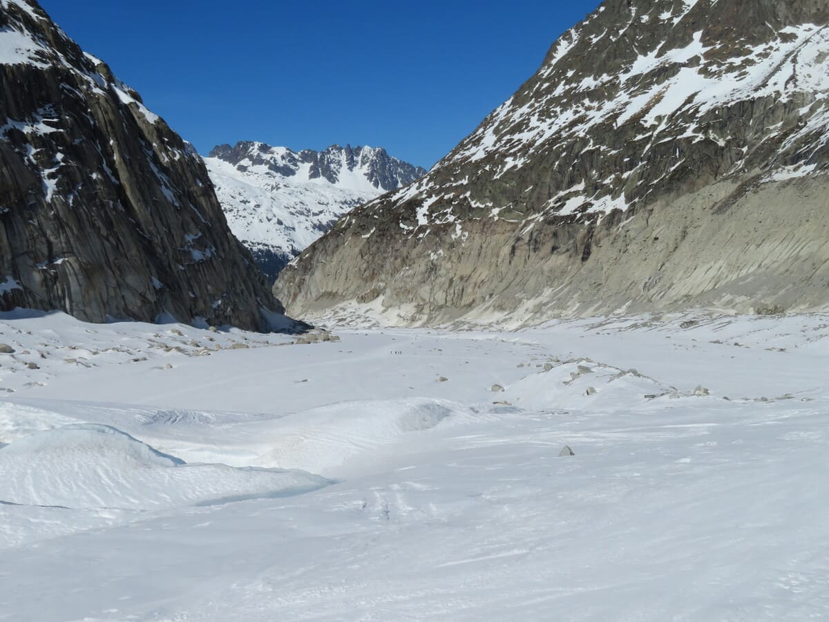 La vallée Blanche à skis autrement en dormant en refuge