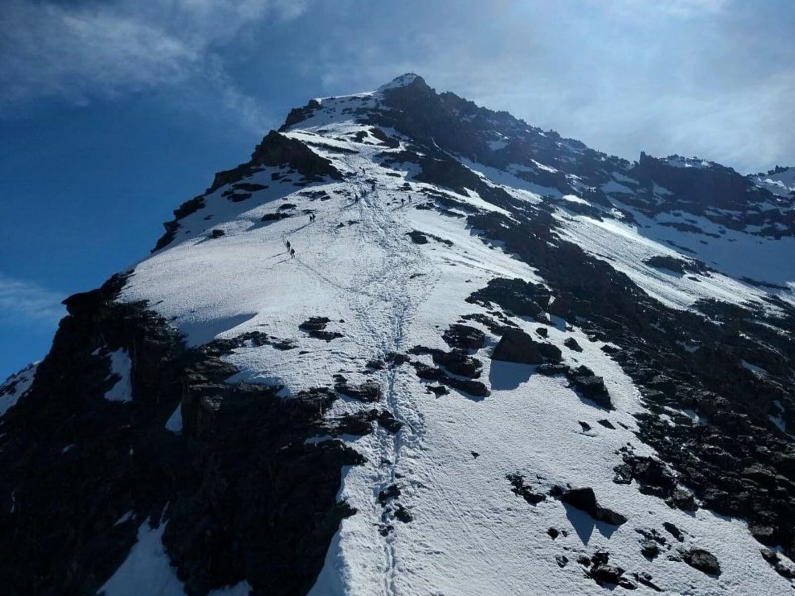 Deux 4000 à Saas-Fee : le Weissmies et le Lagginhorn