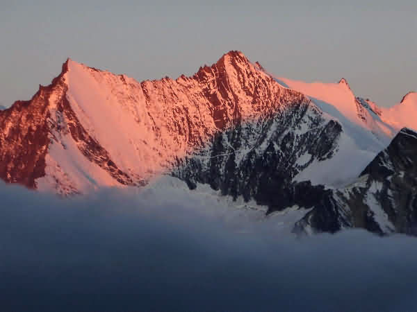 4000 De Saas Fee | Nadelhorn Alpinisme | niveau PD | 2 jours