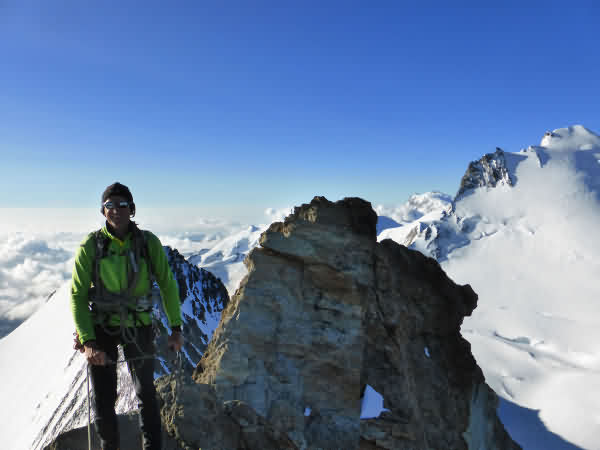 4000 De Saas Fee | Nadelhorn Alpinisme | niveau PD | 2 jours