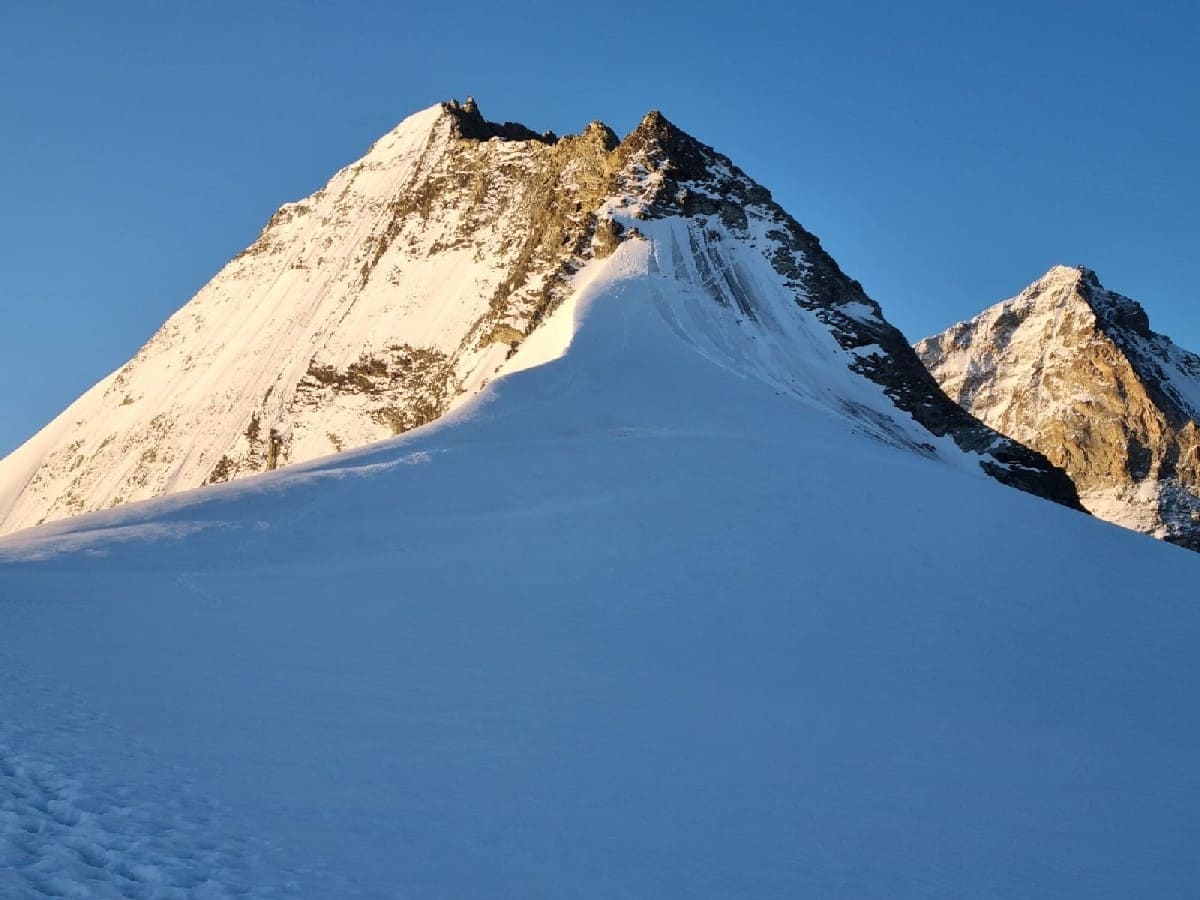 Gravir le Grand Cornier avec un guide