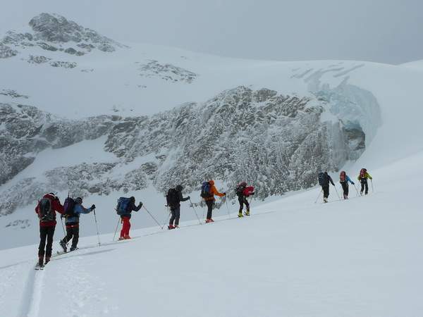 Guide raid ski Wildstrubel