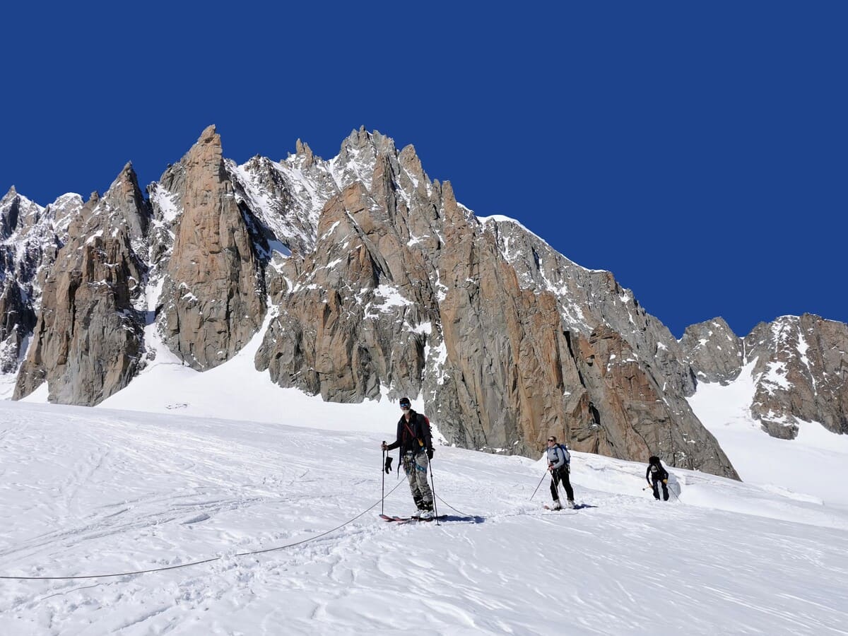 ski randonnée dans le haut de la vallée blanche chamonix