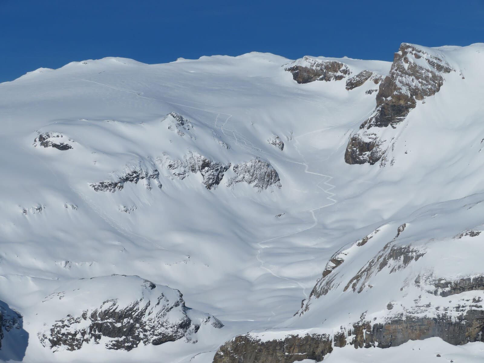 Guide raid ski en Lodge Wildstrubel