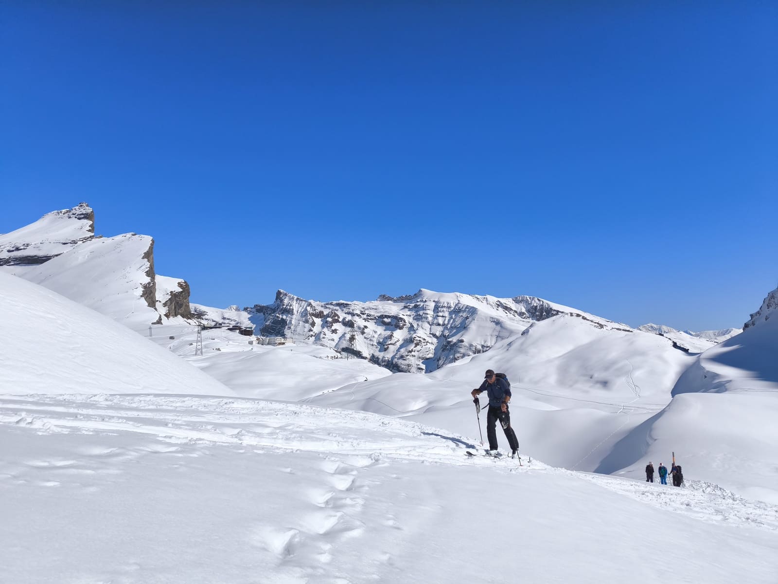 Guide raid ski en Lodge Wildstrubel