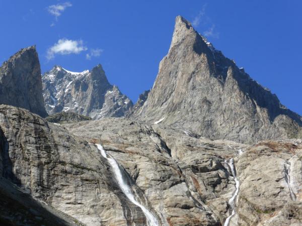 Refuge Monzino et Torino en 3 jours - Via Ferrata - Glacier au pied des géants du Mont-Blanc