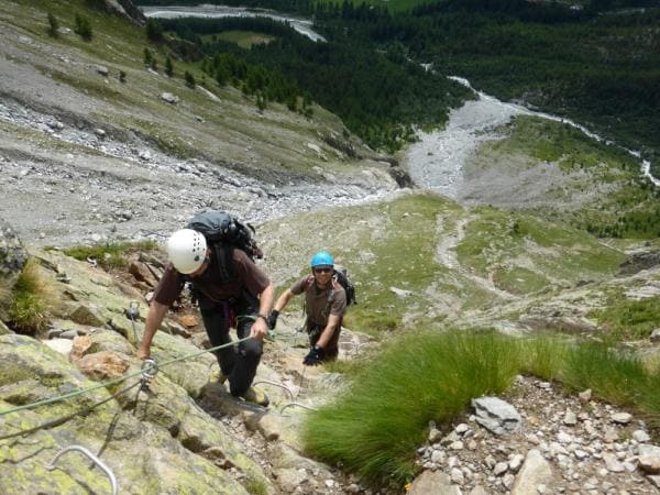 Refuge Monzino et Torino en 3 jours - Via Ferrata - Glacier au pied des géants du Mont-Blanc