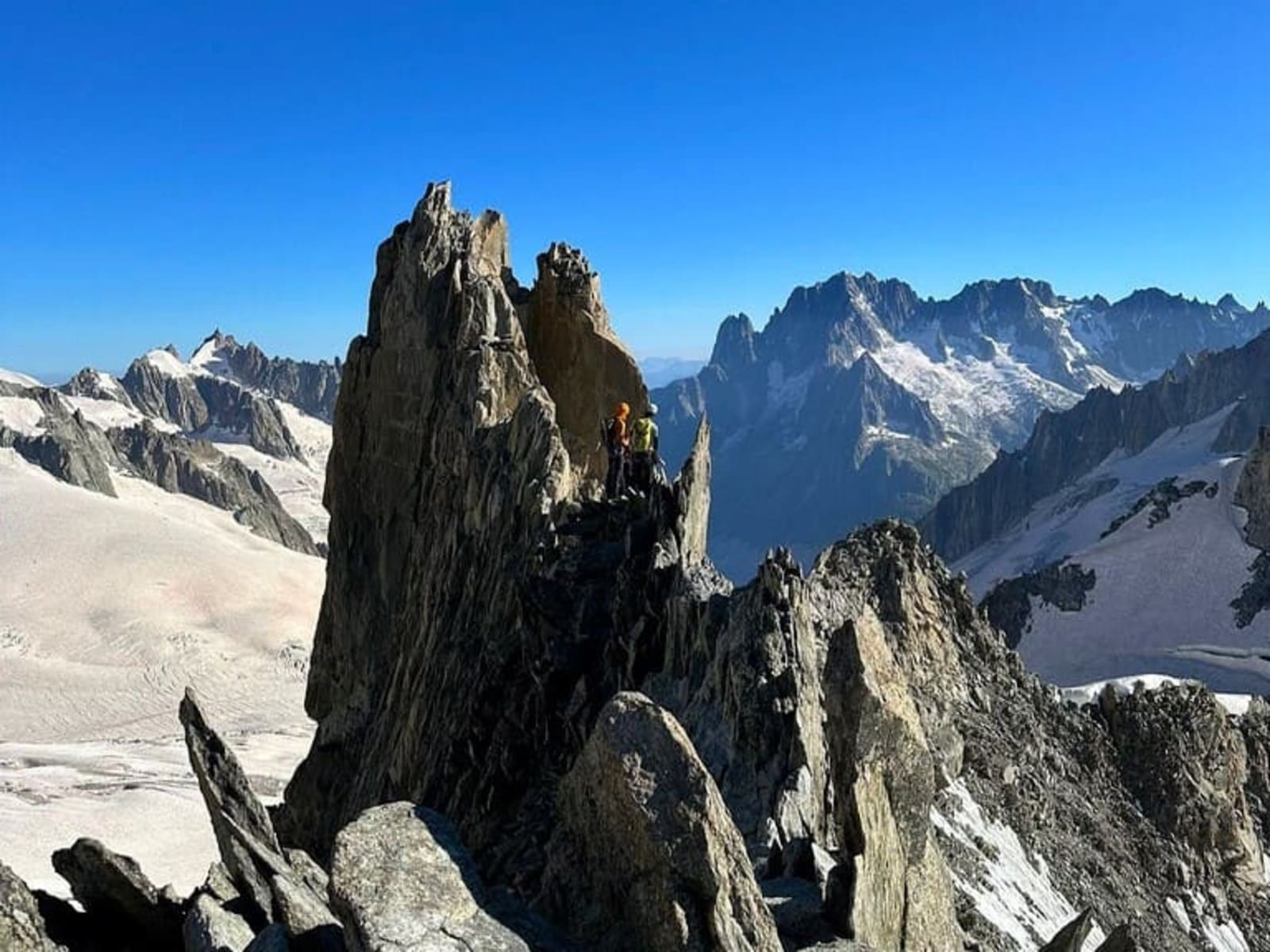 aiguille entreves