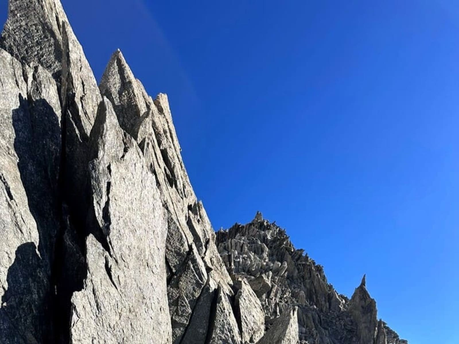 aiguille entreves