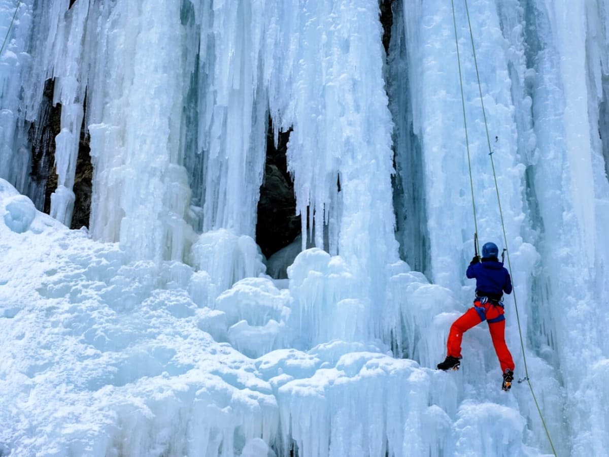Cascade De Glace A Cogne Cascade de glace | journée