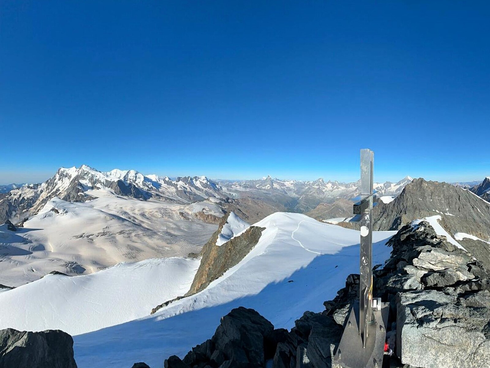 4000 à Saas-Fee : Allalinhorn et Strahlhorn